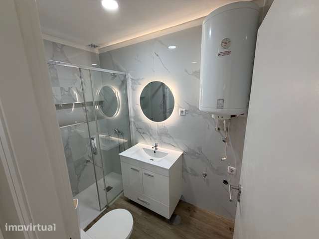Apartamento T2 com boas áreas e localização privilegiada - Grande imagem: 4/7