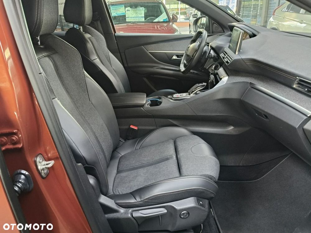 Peugeot 3008 1.6 PureTech GPF GT Line S&S EAT8 - 17