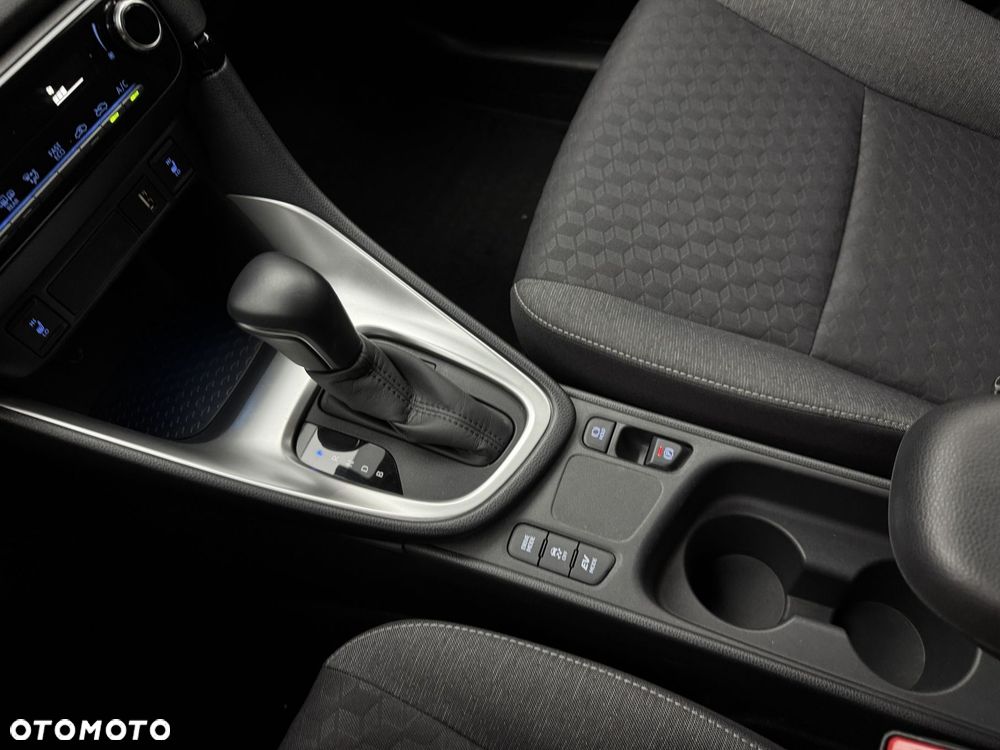 Toyota Yaris Hybrid 1.5 Comfort - 28