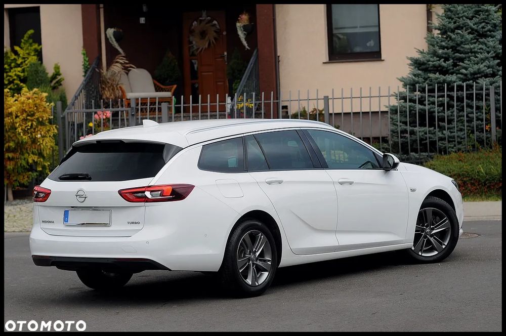 Opel Insignia - 24