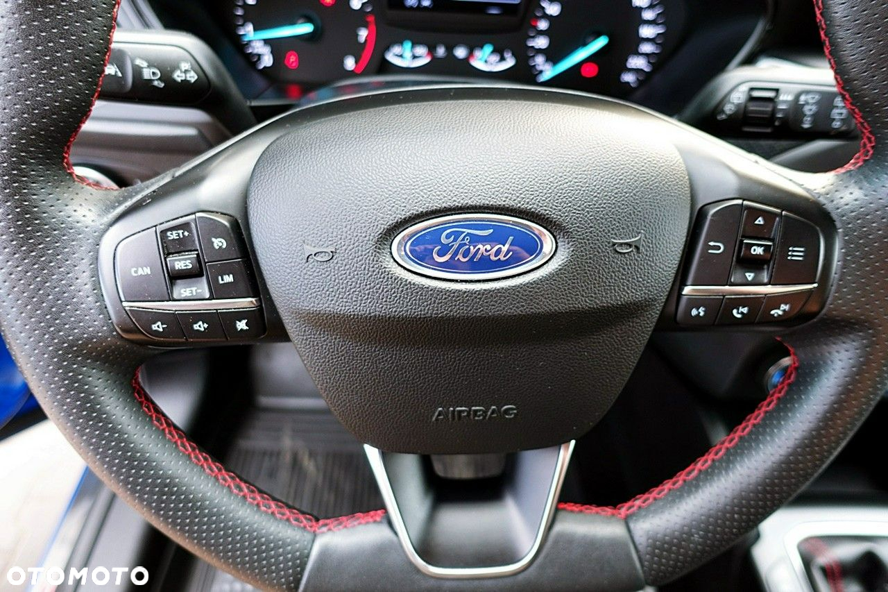 Ford Focus - 18