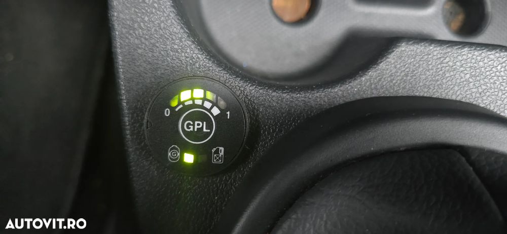 Dacia Duster 1.6 16V 105 4x2 Prestige - 20