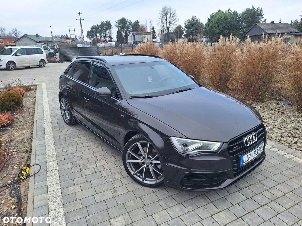 Audi A3 Sportback 2.0 TDI (clean diesel) quattro S tronic S line Sportpaket - 32