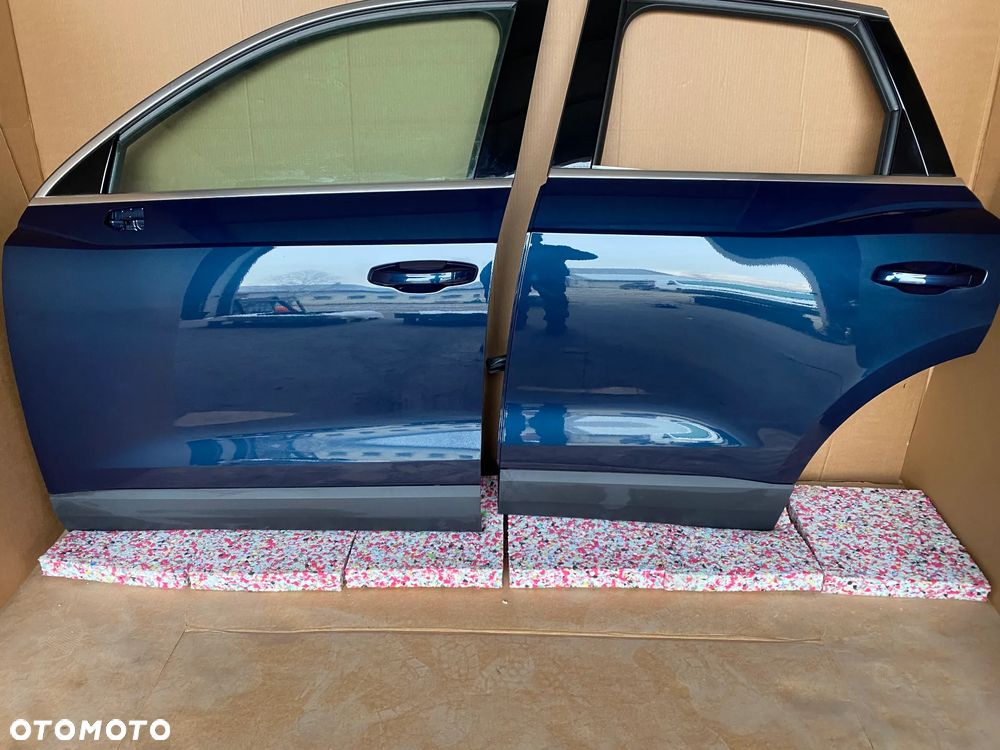 AUDI Q3 83A komplet drzwi przód tył lewe na lewą st. kolor B9 B9 LX5E 32km - 14