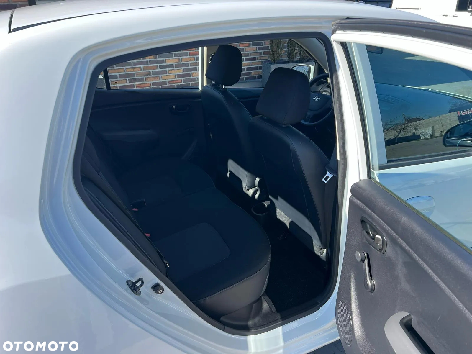 Hyundai i10 1.1 Style - 12