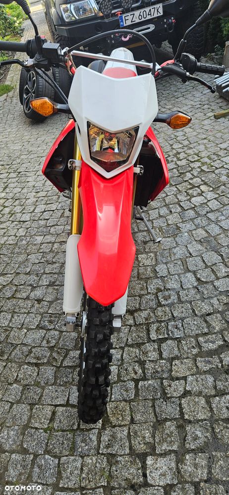 Honda CRF - 3