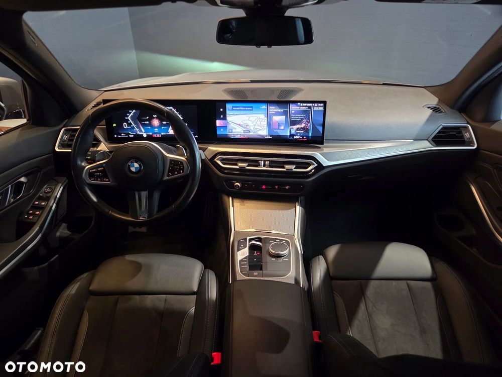 BMW Seria 3 318i M Sport - 8