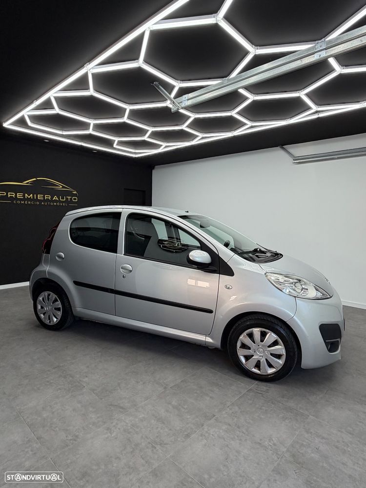 Peugeot 107 1.0 Trendy 2 Tronic - 4