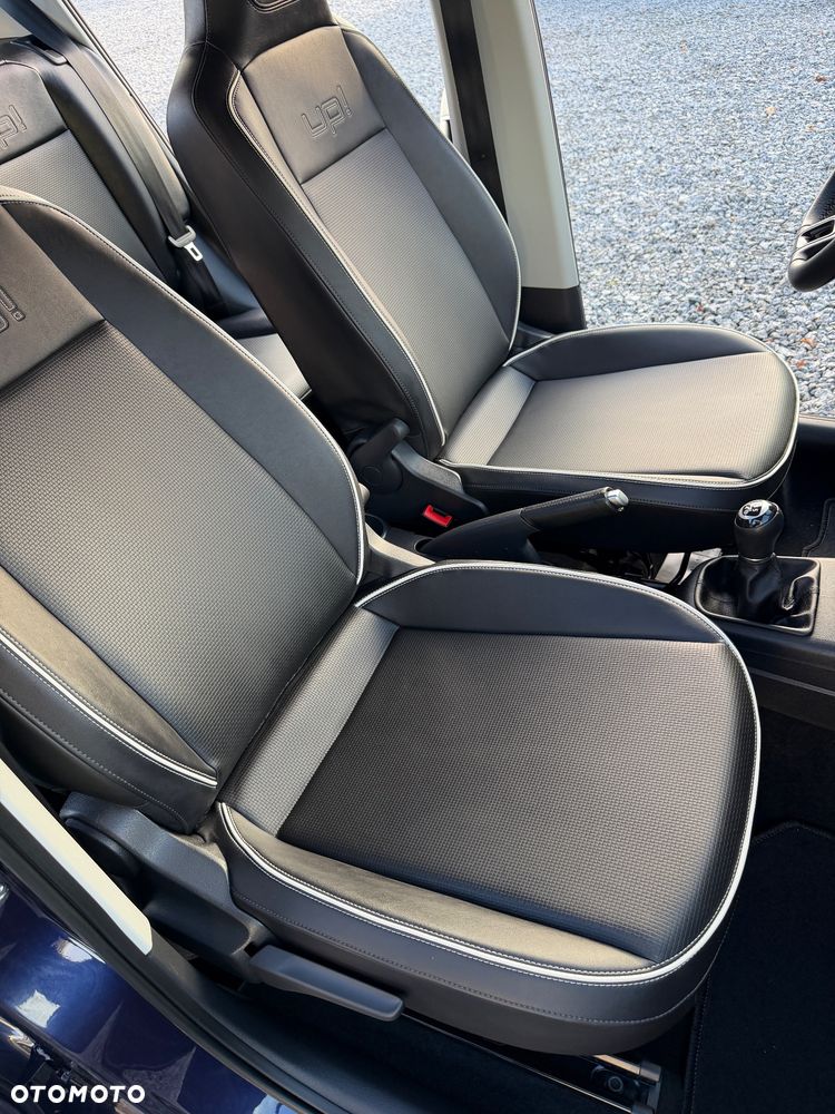Volkswagen up! BlueMotion Technology high - 14