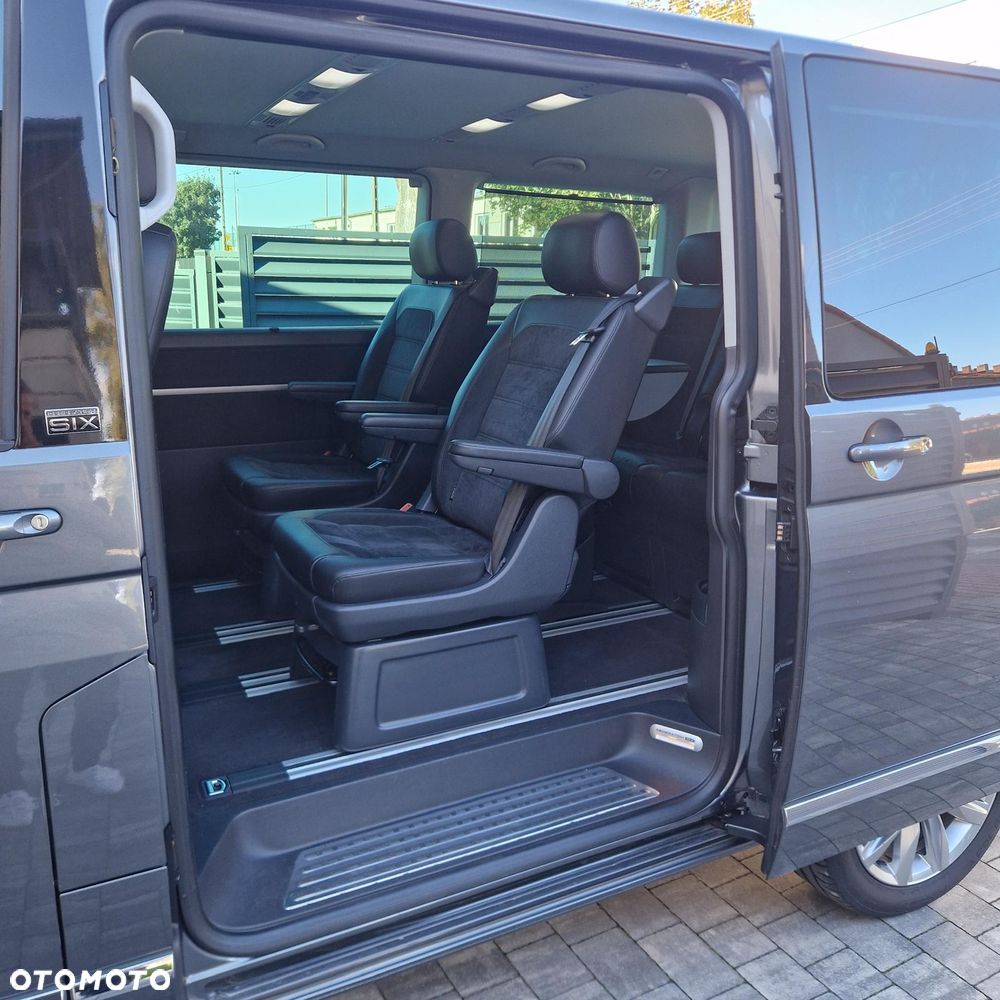 Volkswagen Multivan - 27