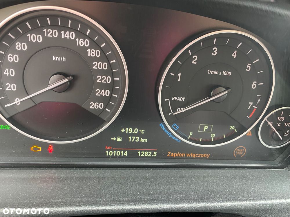 BMW Seria 3 320i xDrive - 7