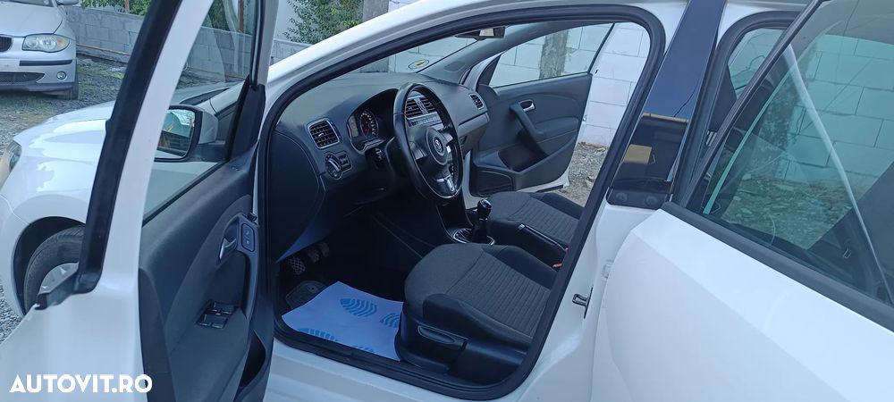 Volkswagen Polo 1.6 TDI Blue Motion Technology Highline - 22
