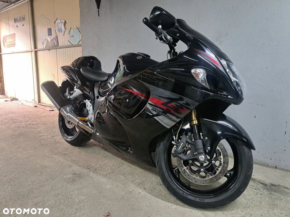 Suzuki Hayabusa - 1