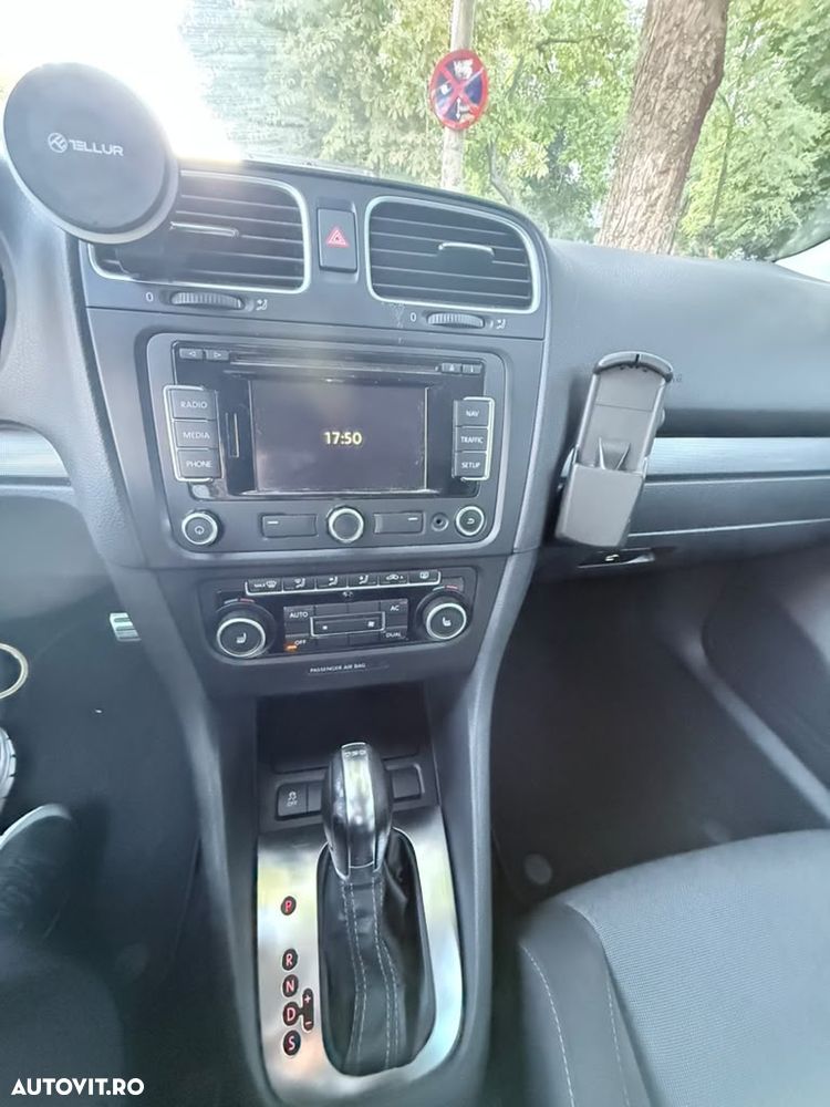 Volkswagen Golf - 17