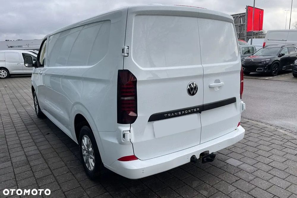 Volkswagen Transporter L2H1 AT8 2.0 150KM - 9