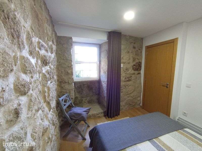 Moradia Centro de Castro Daire RENOVADA - Grande imagem: 4/12