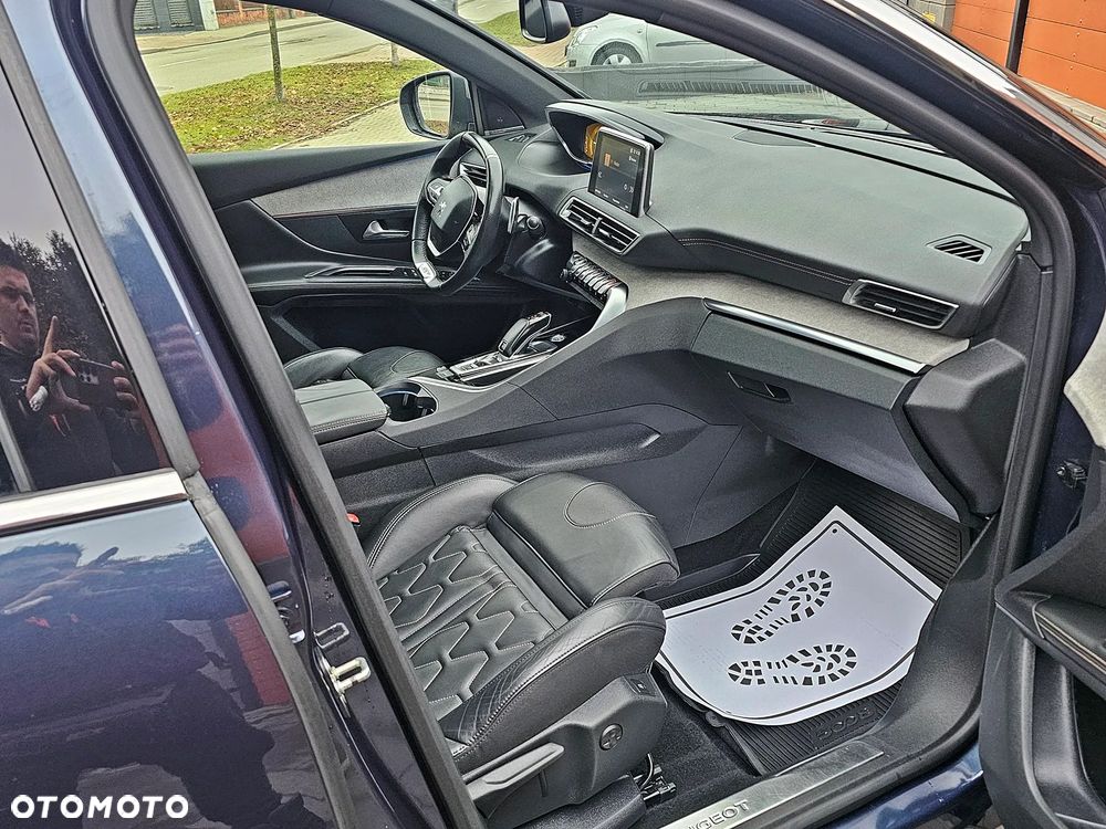 Peugeot 5008 BlueHDi 180 EAT8 GT - 24
