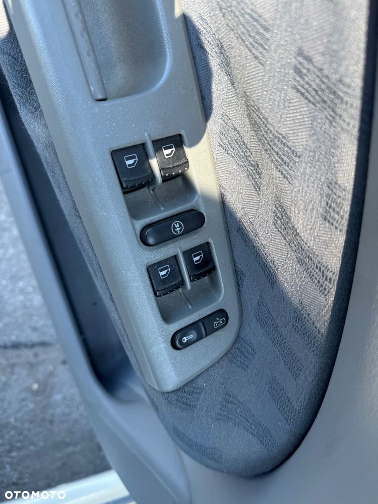 Skoda Octavia 1.8T Elegance - 17