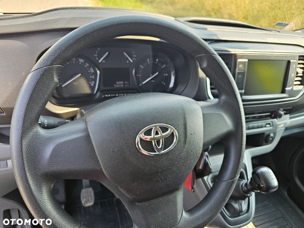 Toyota PROACE - 10