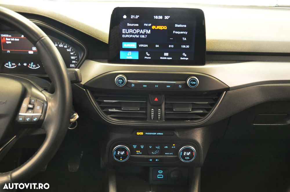 Ford Focus 1.0 EcoBoost Trend Edition - 17