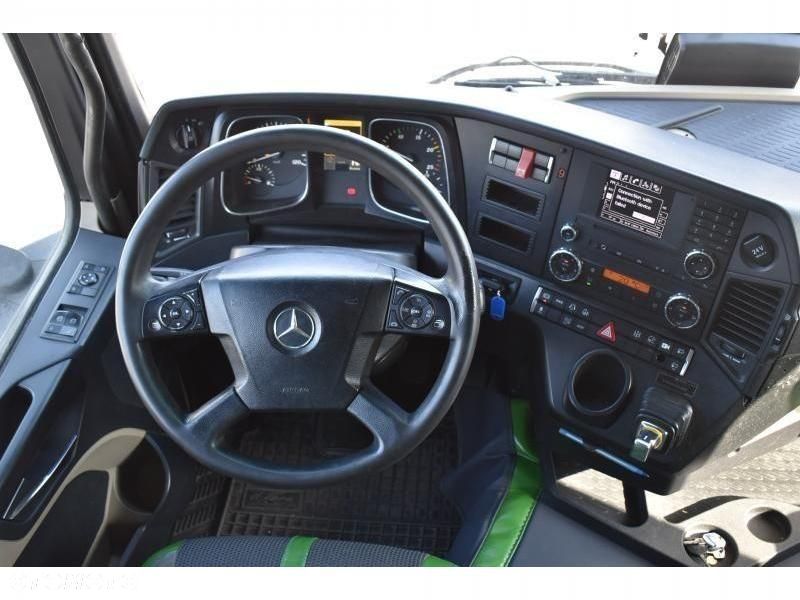 Mercedes-Benz Actros - 27