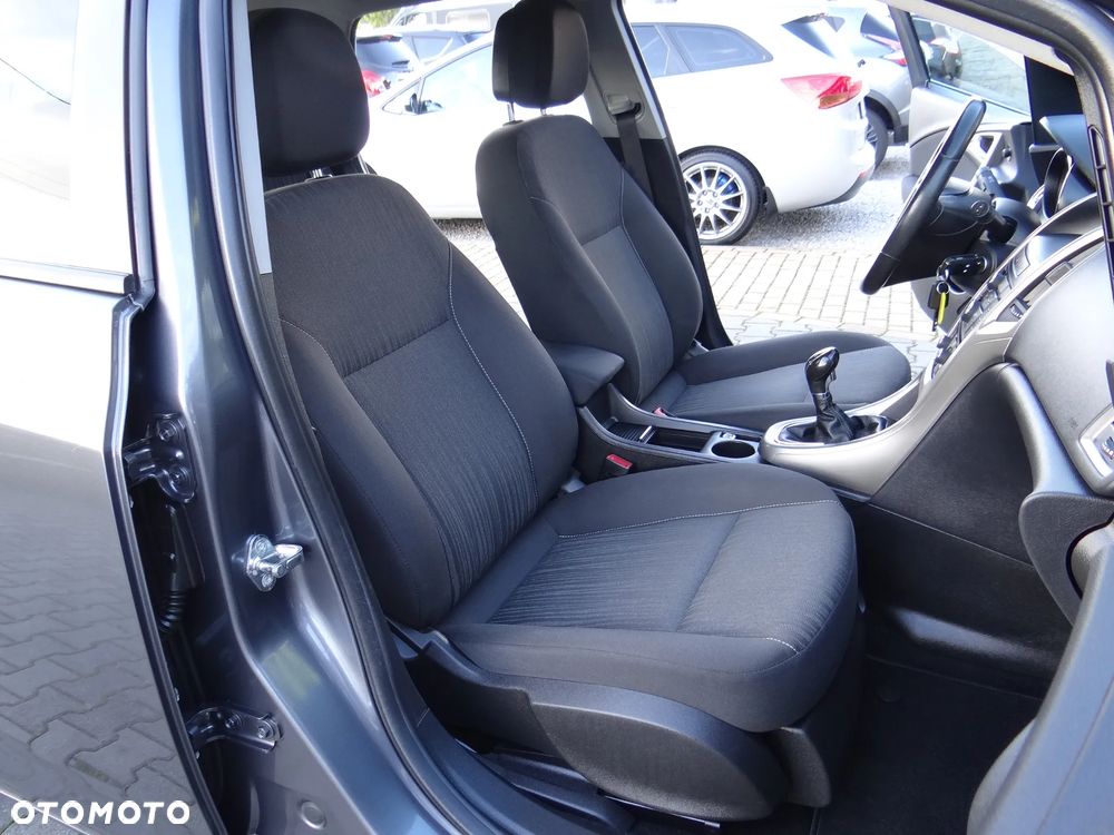 Opel Astra - 35