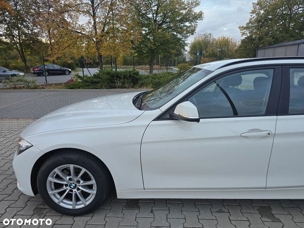 BMW Seria 3 - 28