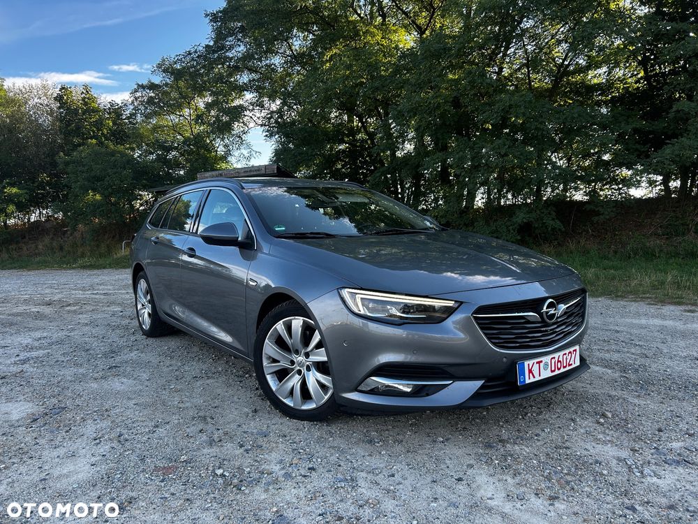 Opel Insignia - 1