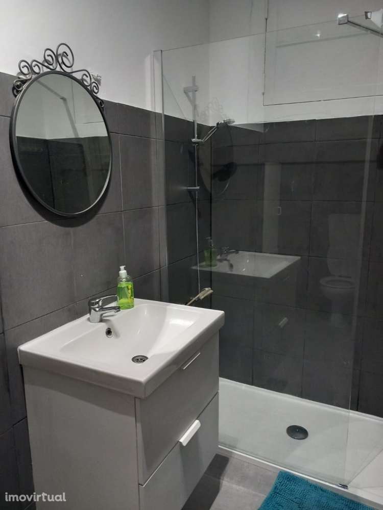 Quarto - localizado em Sete Rios Lisbon - Grande imagem: 2/27