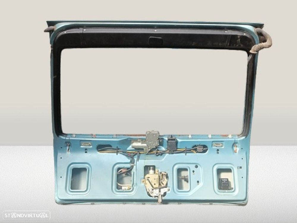 Tampa Mala Mercedes-Benz Três Volumes (W124) - 7