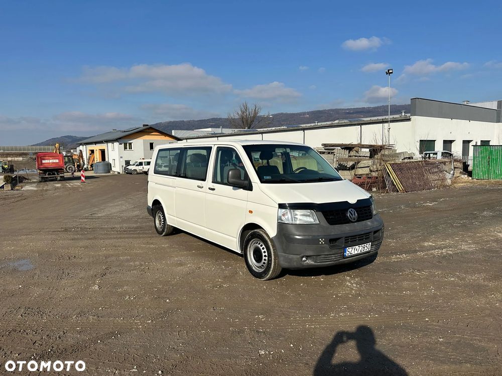 Volkswagen Transporter - 2
