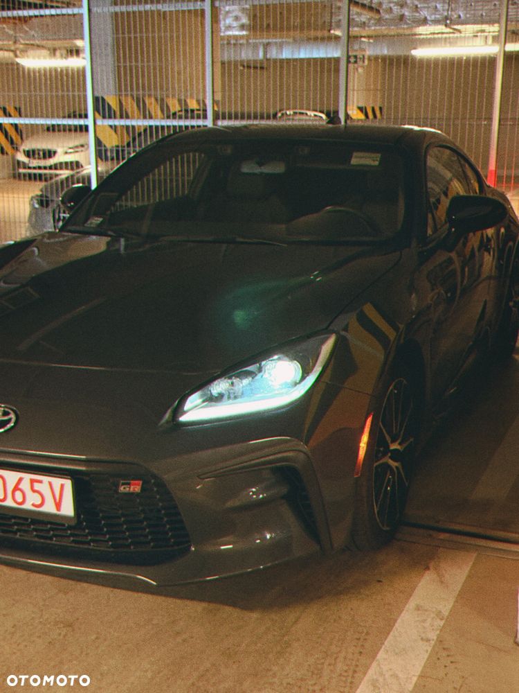 Toyota GR86 2.4 Dynamic - 3