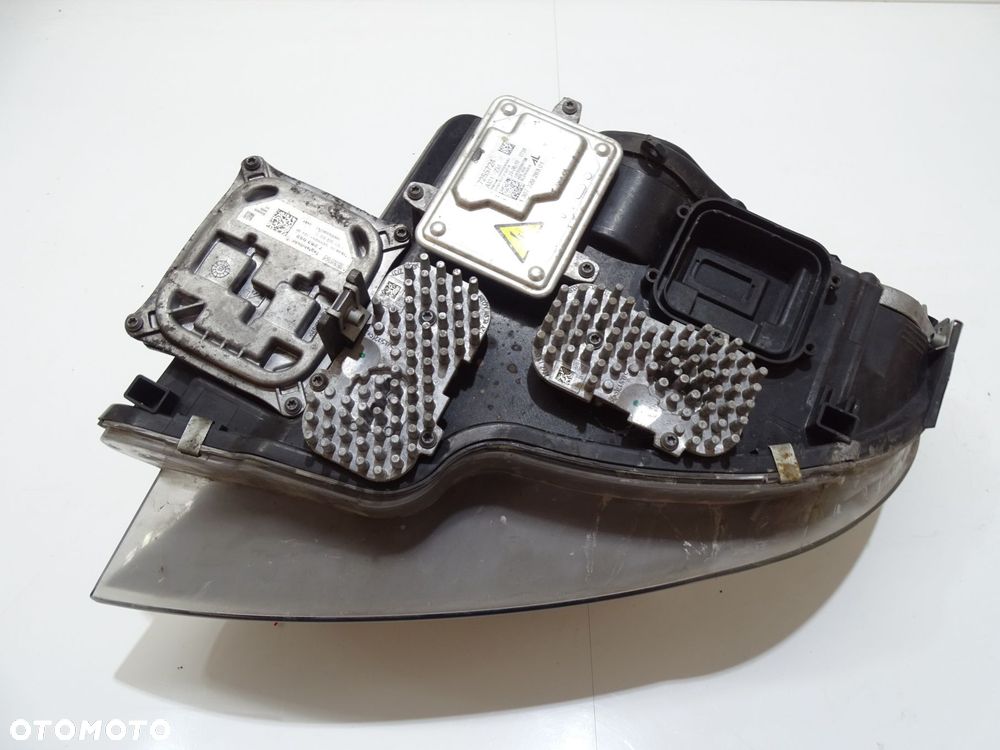 LAMPA PRAWA PRZEDNIA BMW E92 LIFT XENON 7239930 - 9