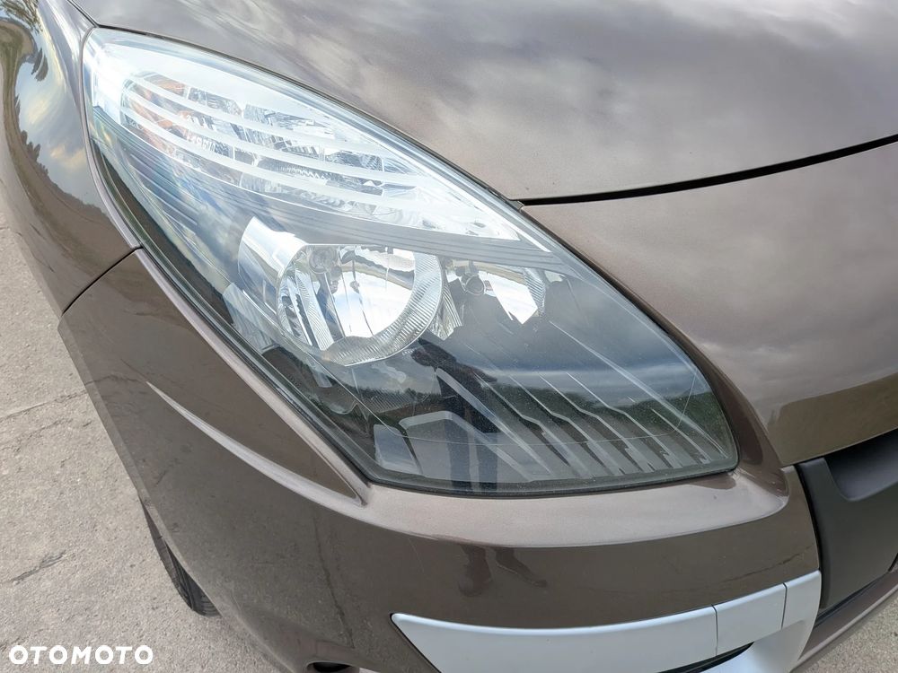 Renault Scenic 2.0 16V 140 CVT Luxe - 27