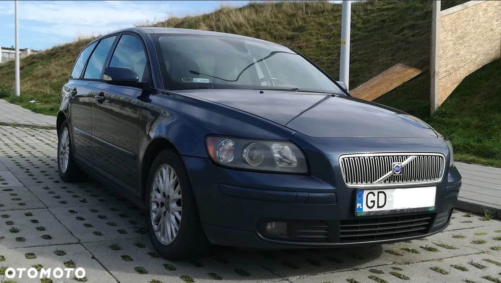 Volvo V50 - 1