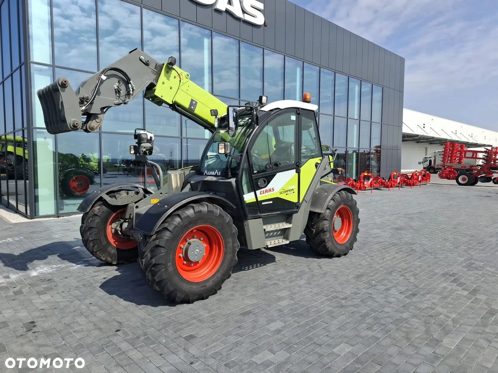 Claas SCORPION 746 VP Stage IV - 8