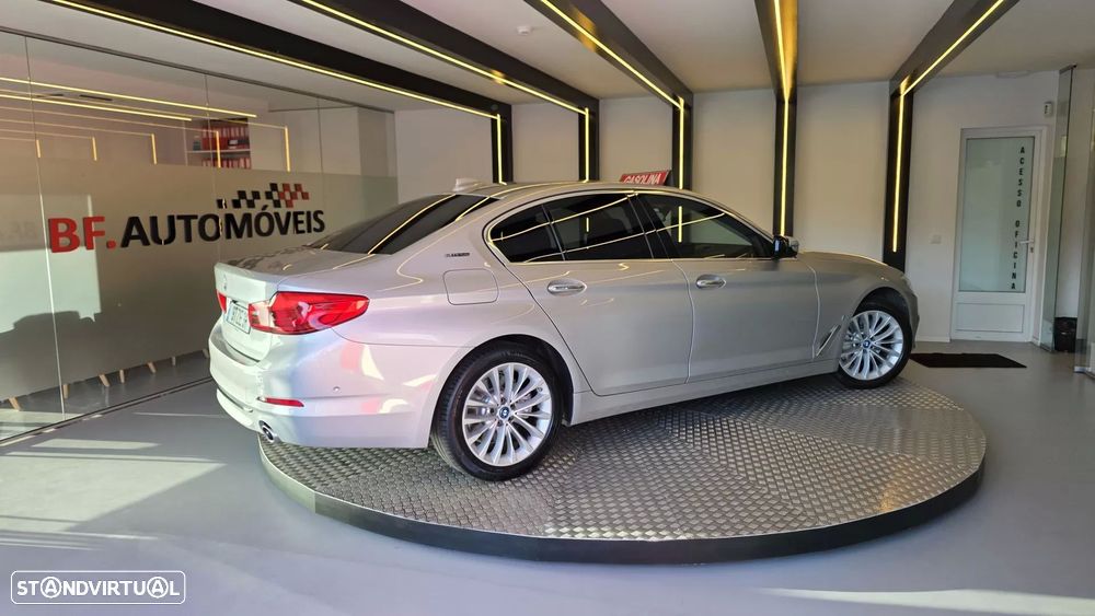 BMW 530 e iPerformance Line Luxury - 7