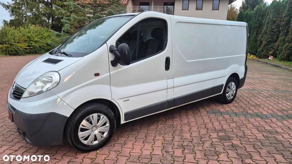 Opel Vivaro - 30