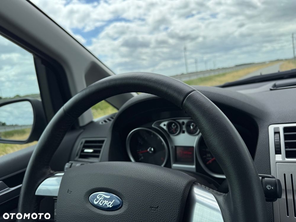 Ford C-MAX 1.8 Style+ - 32
