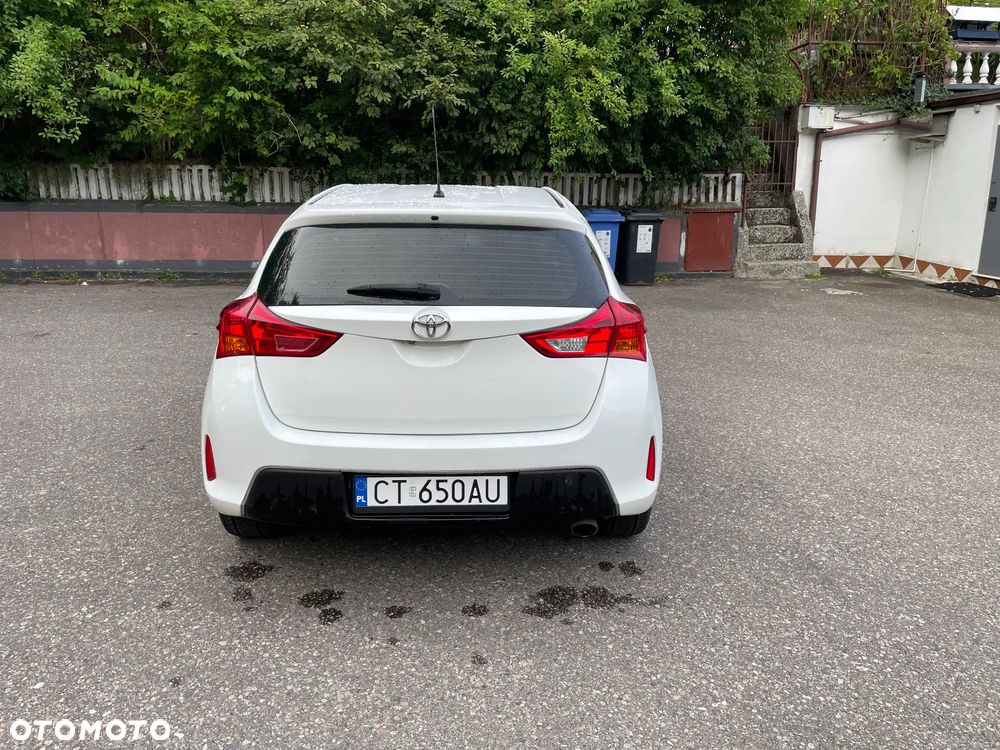Toyota Auris 1.6 Valvematic Comfort - 11