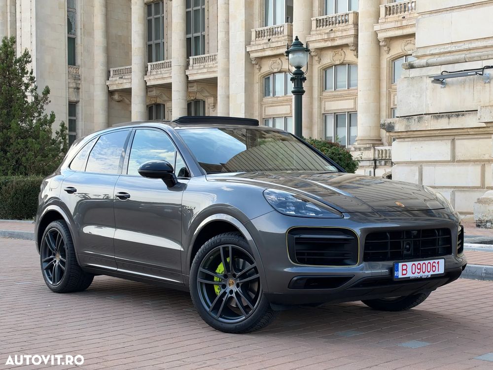 Porsche Cayenne E-Hybrid Tiptronic S Platinum Edition - 17