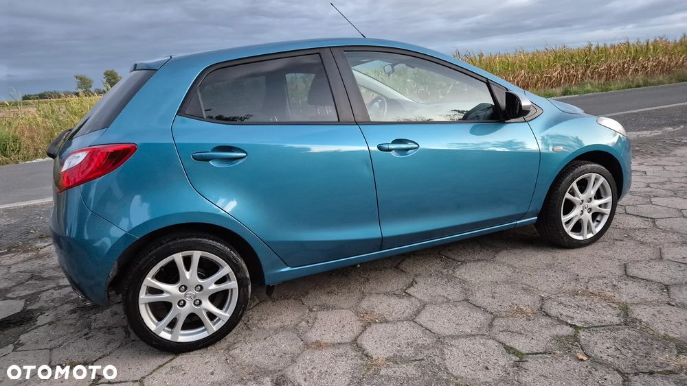 Mazda 2 - 12
