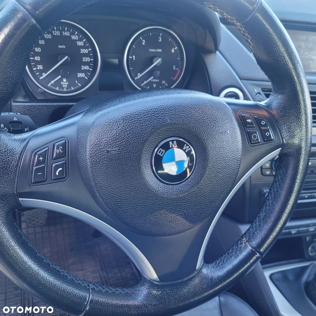 BMW X1 sDrive18d - 10