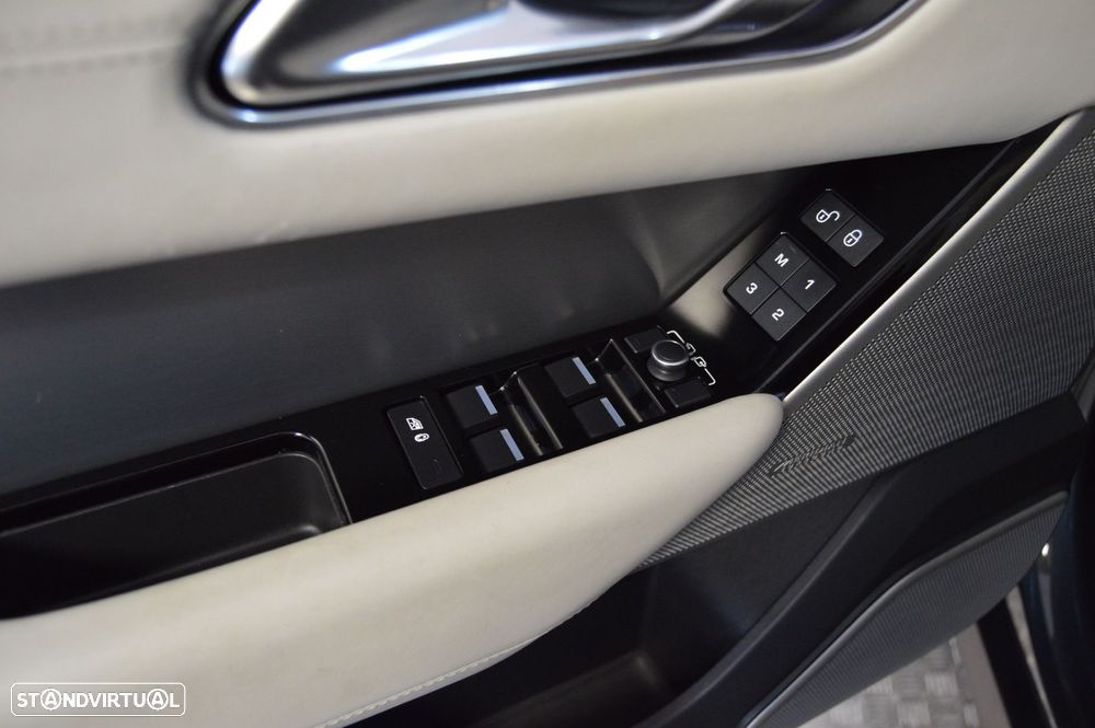 Land Rover Range Rover Velar 3.0 D R-Dynamic HSE - 34