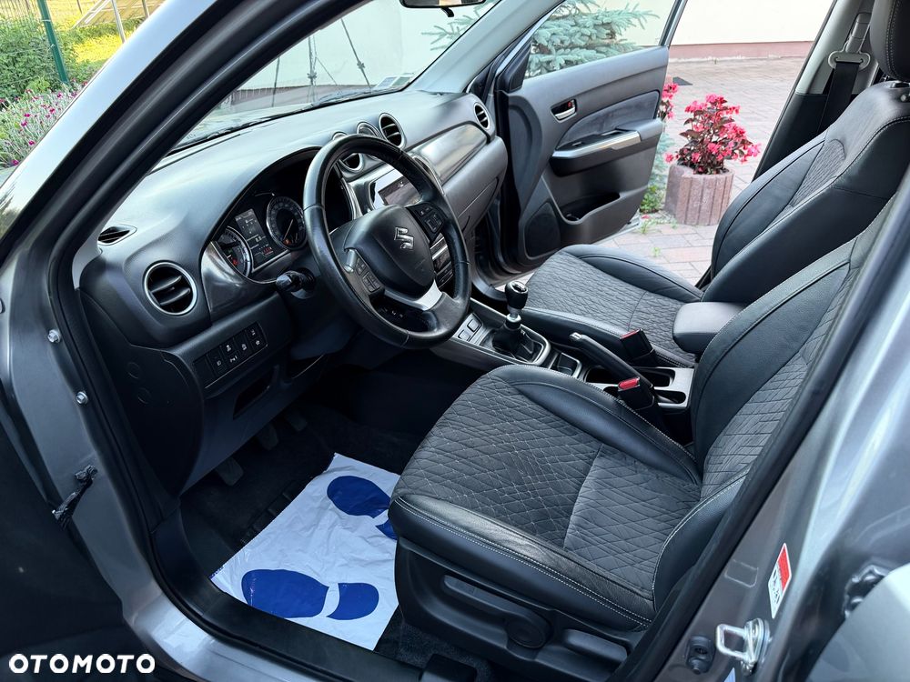 Suzuki Vitara 1.4 Boosterjet Premium 2WD - 29
