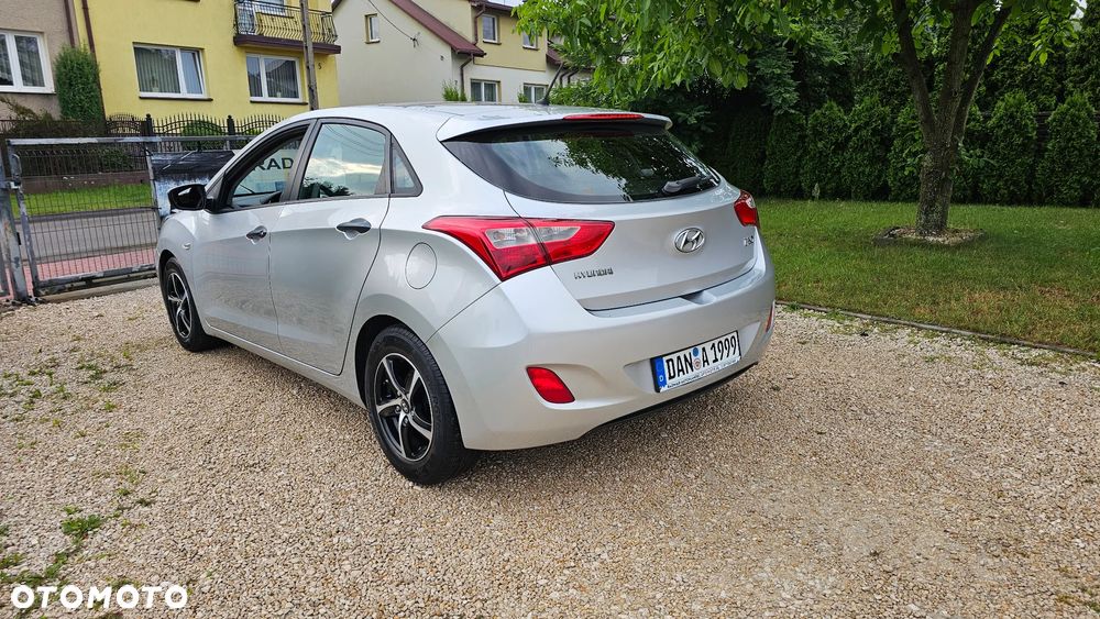 Hyundai i30 1.4 Trend - 7