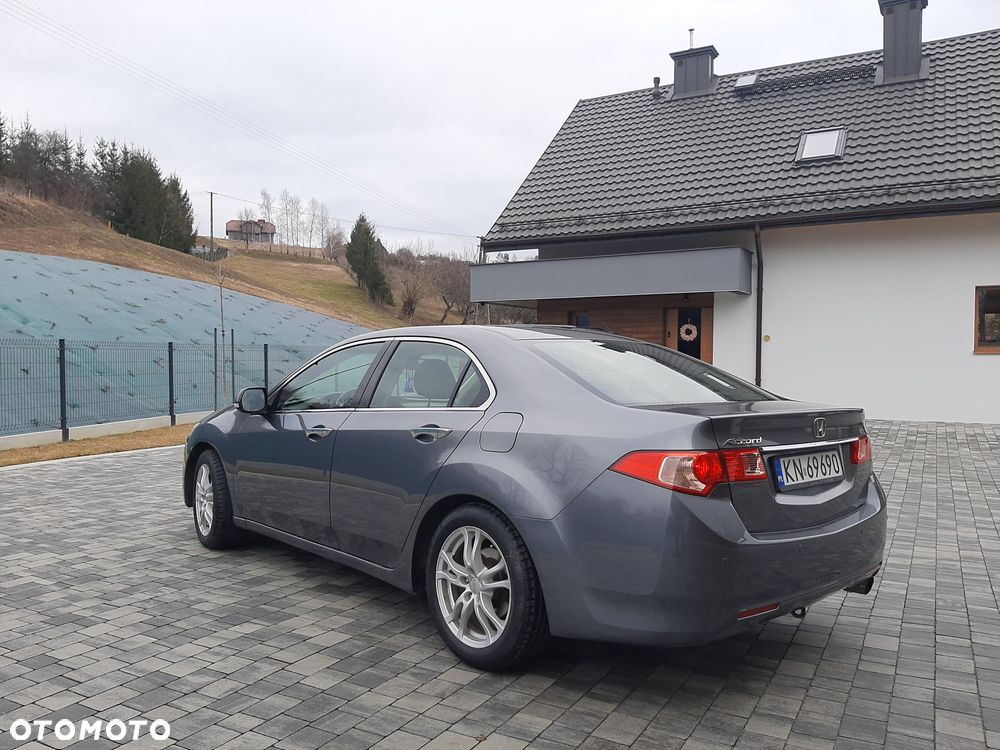Honda Accord 2.0 Lifestyle - 19