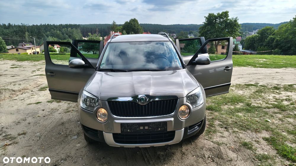 Skoda Yeti 2.0 TDI Ambition Green tec PLUS EDITION - 27