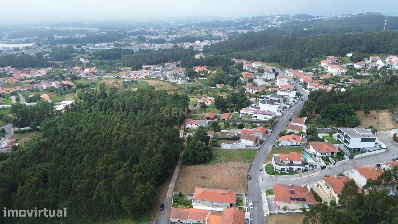Terreno para Construção de 3 Moradias Geminadas com Projeto Aprovado | - Grande imagem: 5/16