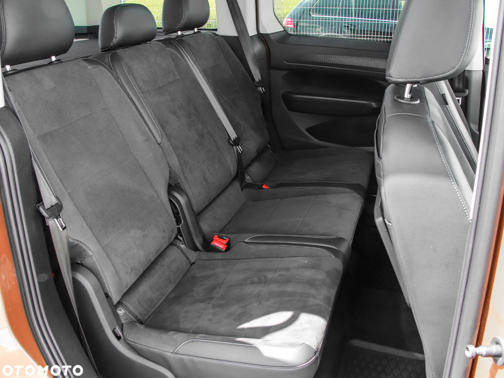 Volkswagen Caddy 2.0 TDI Style DSG - 14